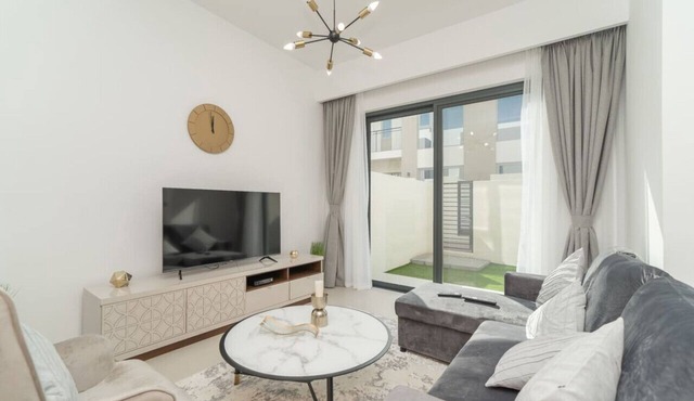 Luxurious 3 BR with Maid Room in Arabian Ranches 2
