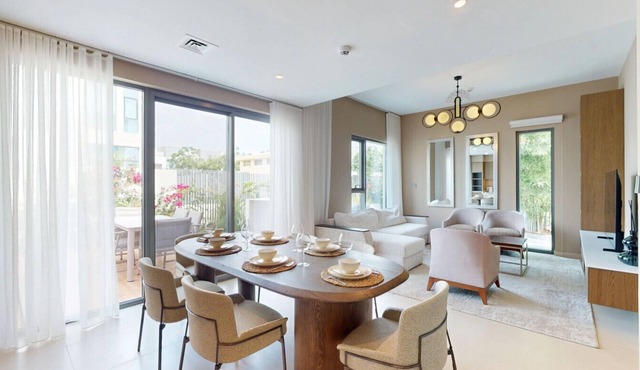 Luxurious 3 Bed l Private Villa with Private Garden l Arabian Ranches