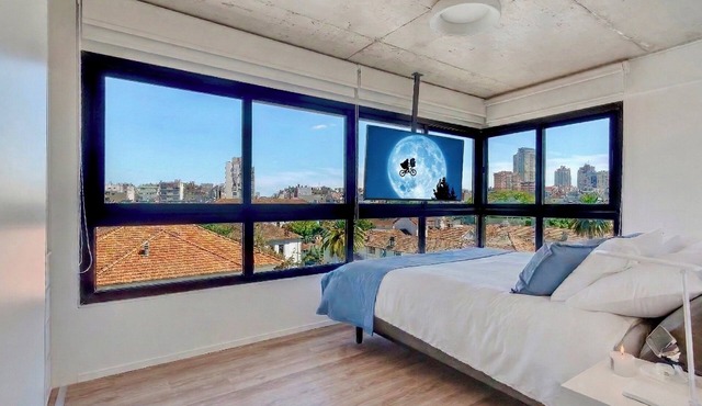 Luxurious 3 Bedroom 3 Bathroom- 3 Balconies -1 GB WiFi - 4 Seasons Mattresses