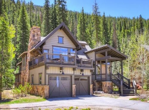 Luxurious 4Br Mountain Home-No Cleaning Fees-Kids ski free!