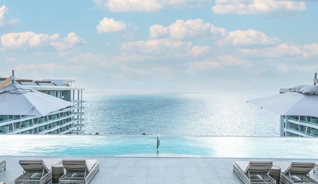 Luxurious 5-Diamond 3-BR PH Ocean View at Garza Blanca: Private Jacuzzi & Butler