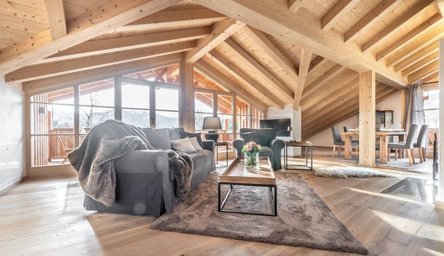 Luxurious alpine chalet at Hirschbach