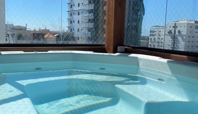 "luxurious and Elegant Apartment in Bella Vista"