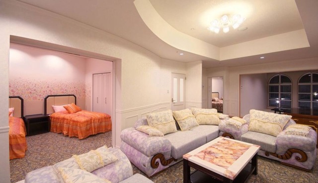 Luxurious and spacious space, spacious space on high floor 207