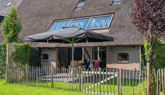 Luxurious authentic holiday farm with a hot tub
