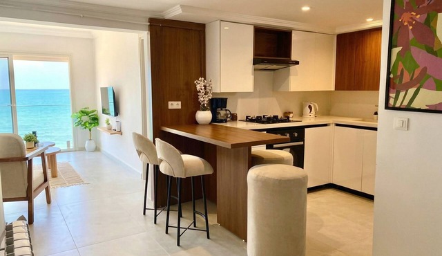 Luxurious Beachfront Apartment in La Marsa, Tunisia