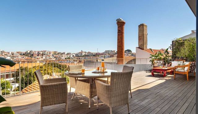 LUXURIOUS, BRIGHT & LARGE TERRACE WITH GREAT VIEW | Family-Friendly