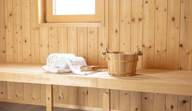 Luxurious chalet (145sqm) with sauna and hot tub
