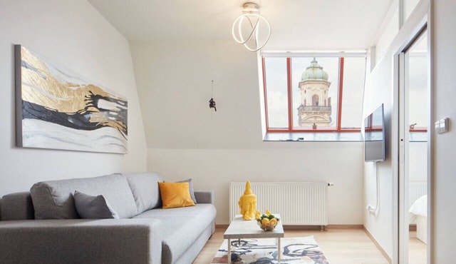 Luxurious & Charming 2-Bedroom with A/C and Views by EasyBNB Premium