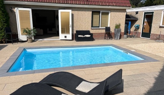 Luxurious country house with whirlpool, sauna and private swimming pool