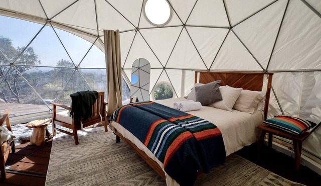 Luxurious Dome on Farm with Impressive Views at Splitrock Valley, California