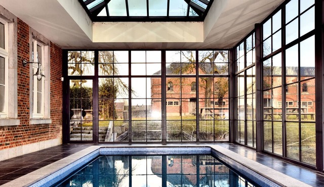 Luxurious Mansion in Houyet with Sauna