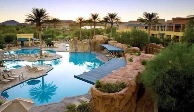 Luxurious Marriott Canyon Villas! 2 beds/2 bath villa. Book now!