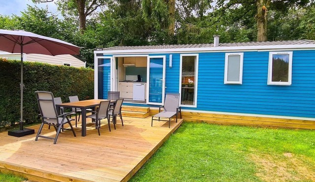 Luxurious mobile home at Resort Walsdorf, Luxembourg, for 7 guests. Ideal for nature and culture lovers.
