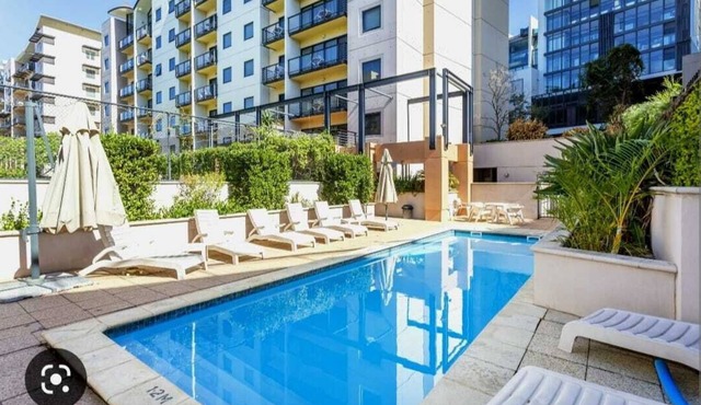 Luxurious oasis 10mins to Perth DT, Elizabeth Quay & PCEC
