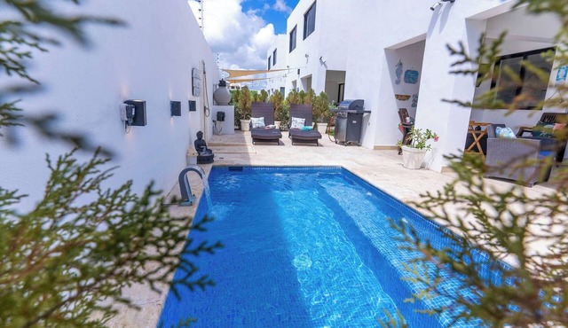 Luxurious Paradise Villa in Punta Cana with Private Pool