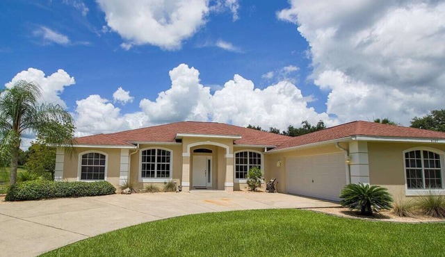 Luxurious Pool Home on Golf Course
