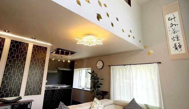 Luxurious private villa 10 minutes from Shizuoka on the Tomei Expressway with views of Mt.