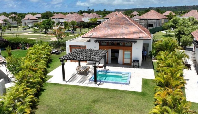 Luxurious Punta Cana Villa with Private Pool & Beach Access