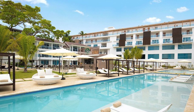 Luxurious Relaxation in a 1 Bedroom Suite @ Lifestyle Holidays Vacation Club