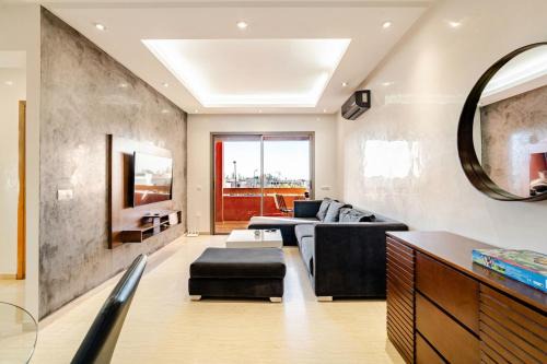 Luxurious secure apartment with panoramic views
