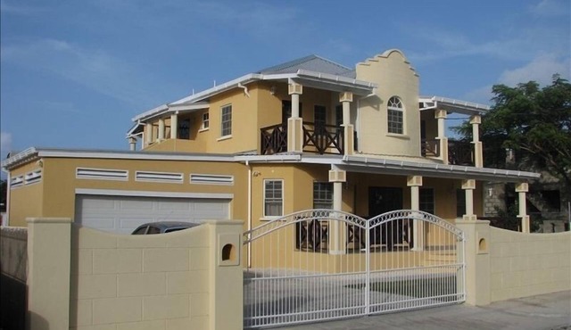 Luxurious South-Coast Villa