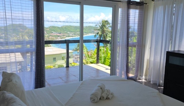 Luxurious, Spacious, classic 2 bedroom in Grandanse amazing beach view
