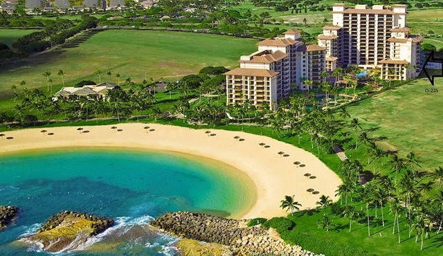 Luxurious, Spacious, High-end Beachfront Vacation Villa Free Parking