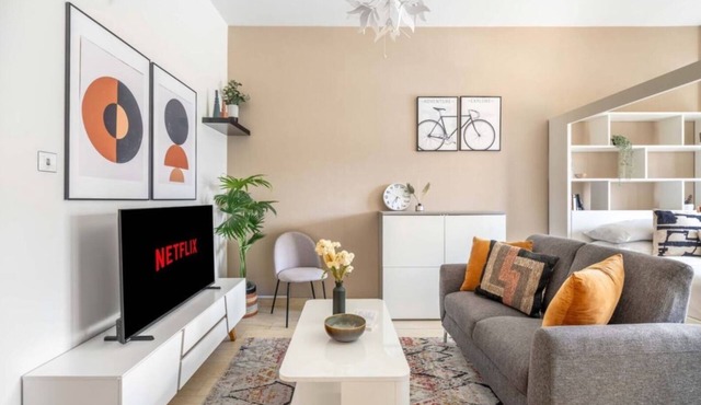 Luxurious Studio In Dubai