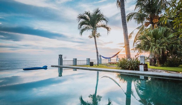Luxurious & Tranquil Beachfront private villa with private pool