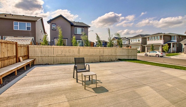 Luxurious two bedroom with one bathroom