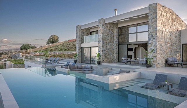 Luxurious Villa Alea