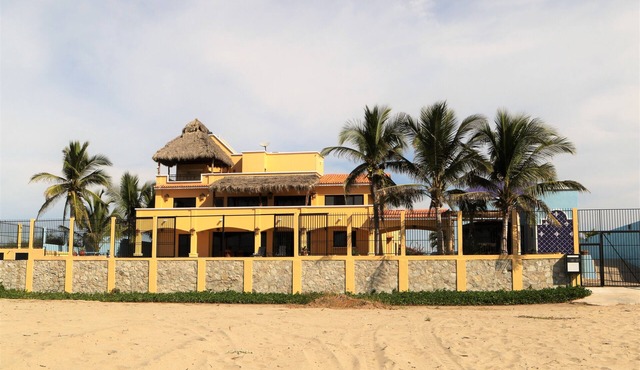 Luxurious Villa on Pacific Coast of Mexico Near Manzanillo and Barra de Navidad