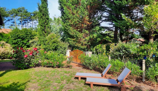 Luxurious Villa with Garden Near Golf and Beach in Capbreton