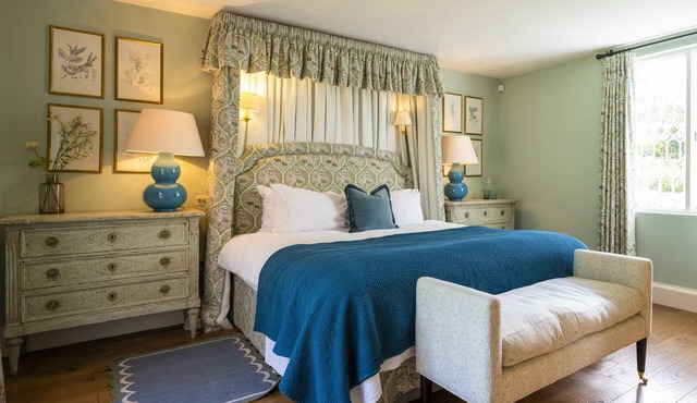 Luxurious Vineyard Hideaway At Stanlake Park