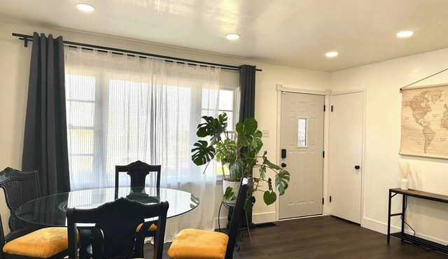 Luxurious Wright View Home