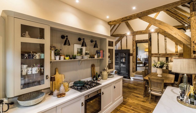 Luxuriously presented converted barn set in romantic private setting.