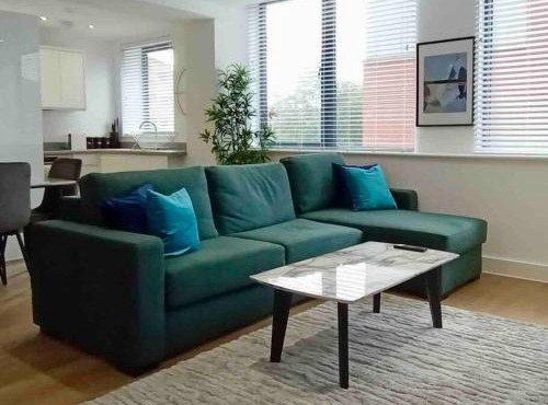 Luxury 2 Bed 2 Bath Flat Near Old Trafford