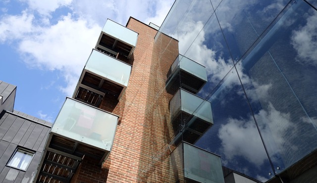 Luxury 2-bed Flat, Parking Near Tube and Emirates