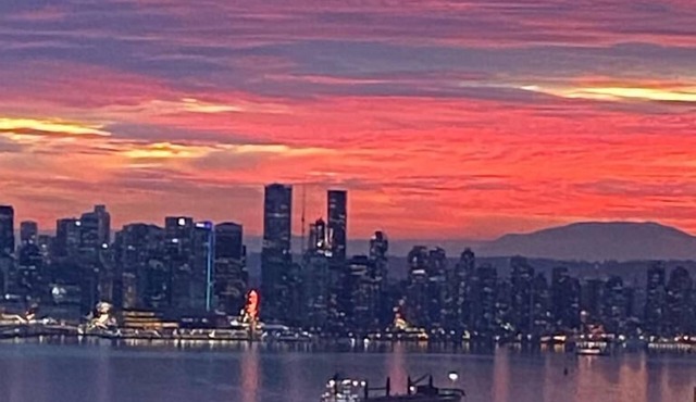 Luxury 2 Bedroom 2 Bath Condo – In the heart of North Vancouver