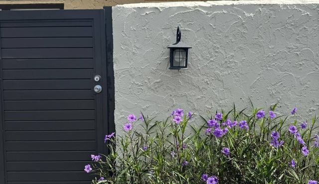 Luxury 2 BR/2BA Coastal Condo - FULLY REMODELED