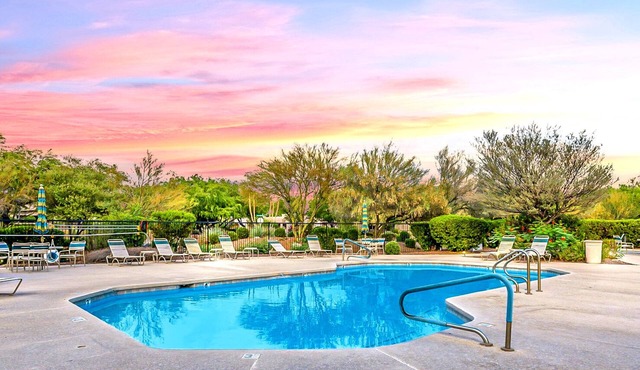 Luxury 2BD/2BA Escape Near Tucson w/Pool, Hot Tub, & Stunning Views 🏜