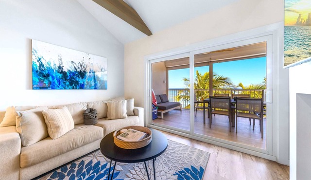 Luxury 2Bdr Beachfront Condo on Spotts Beach