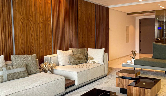 luxury 2bdr