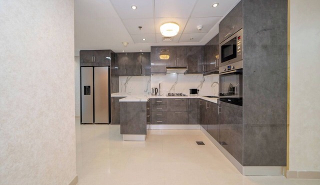 Luxury 2BR DIFC Skyline Views