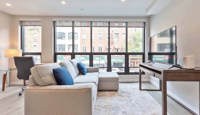 Luxury 2BR North End Retreat