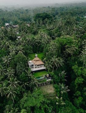 Luxury 2BR Ubud Villa with Infinity Pool and Jungle Views