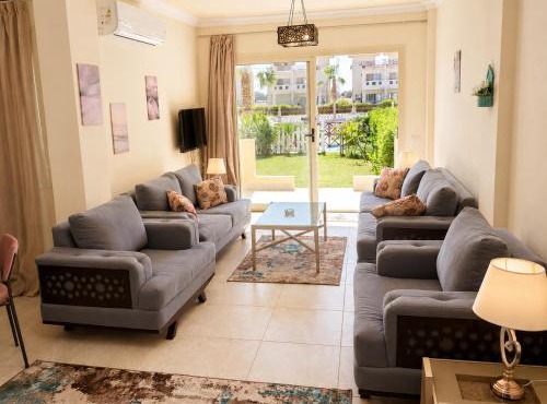 Luxury 3-Bedroom Seaside Villa Private Garden & Direct Pool Access Stella Heights Sidi Abdelrahman