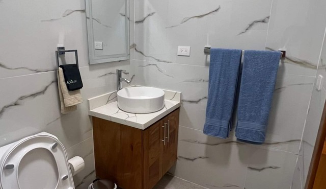 Luxury 3BR 3BA Condo w/Pool & AC Near Beaches
