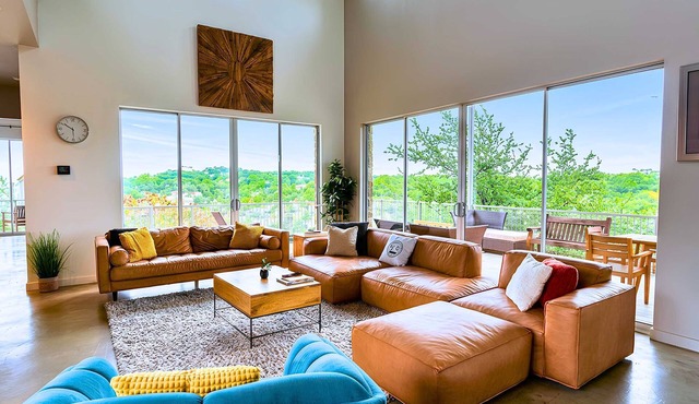 Luxury 4BR Hilltop Retreat with Scenic Views